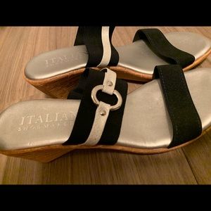 Italian Shoemakers Wedges (NAVY and Silver)